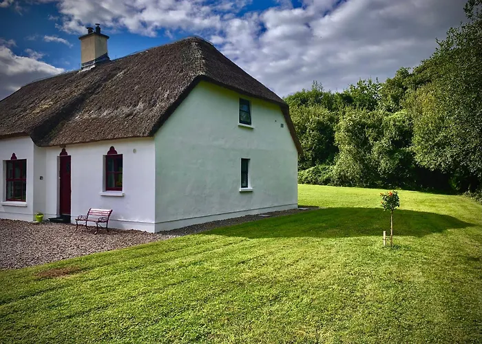 Cottage 33 Old Killarney Village Killarney