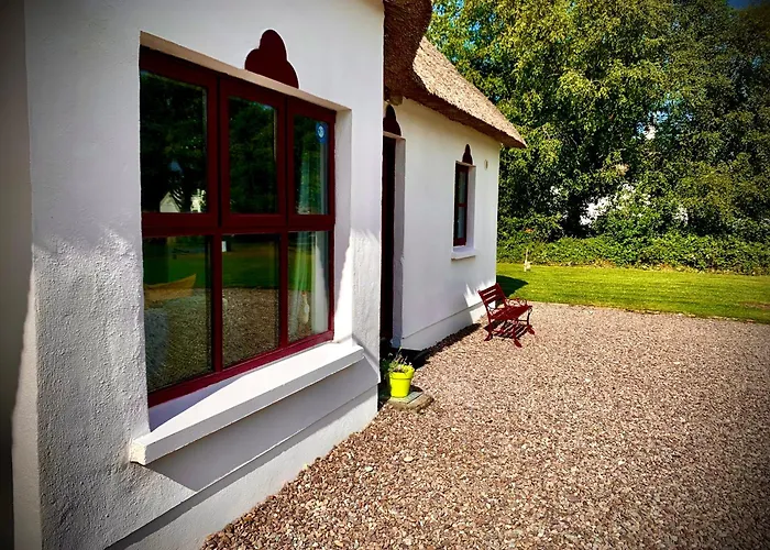 Cottage 33 Old Killarney Village Killarney